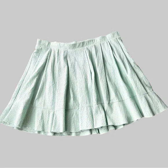 Torrid Green Teal Flared Eyelet Cotton Pleated Circle
Mini Skirt - Picture 2 of 12